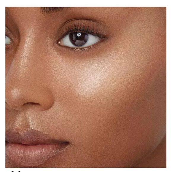 NARS Super Radiant Booster - Picture 5 of 9